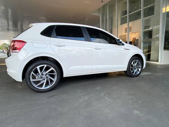 VOLKSWAGEN POLO 1.0 200 TSI HIGHLINE AUTOMÁTICO